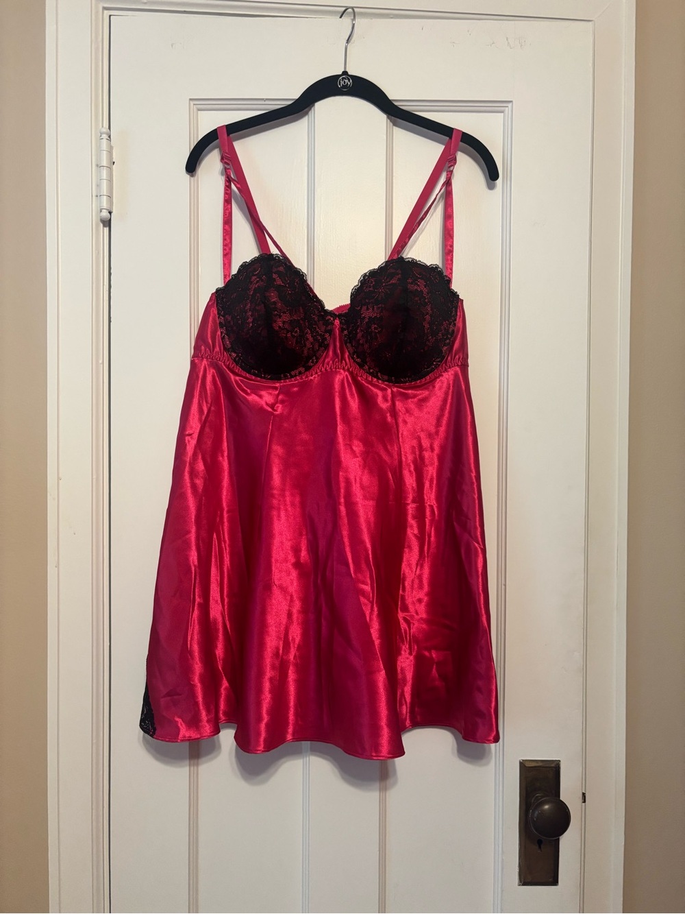 Women’s plus size 18/20 cacique Satin Lace Chemise Hot Pink Black with panties